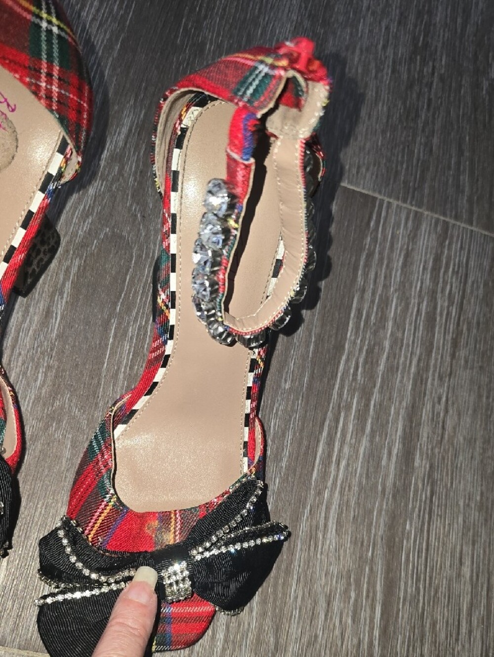 Betsey Johnson Red Plaid Jeweled Bow Leopard Block Heels - Picture 3 of 6